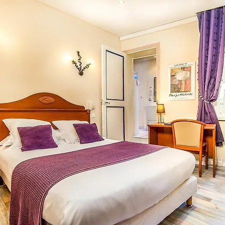 Hotel Logis Restaurant 3*