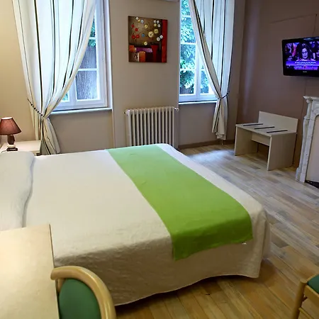 Hotel Logis Restaurant Nissan-lez-Enserune