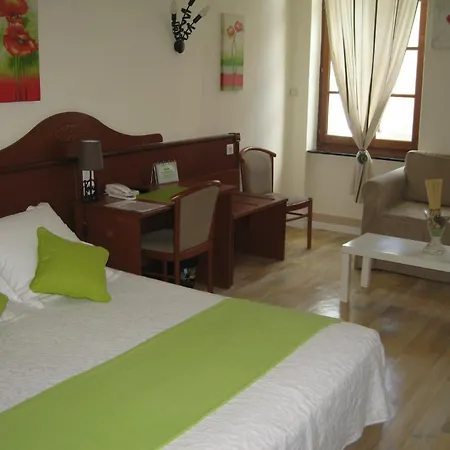 Logis Restaurant Ξενοδοχείο 3*