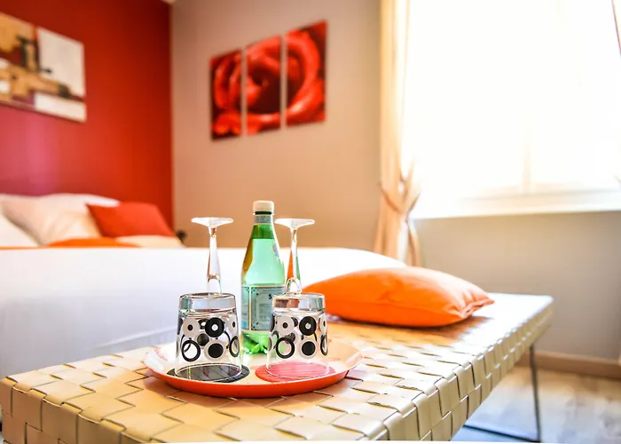 מלון Logis Restaurant Nissan-lez-Enserune